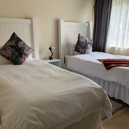77 On Sissons Apartman Umtata Kültér fotó