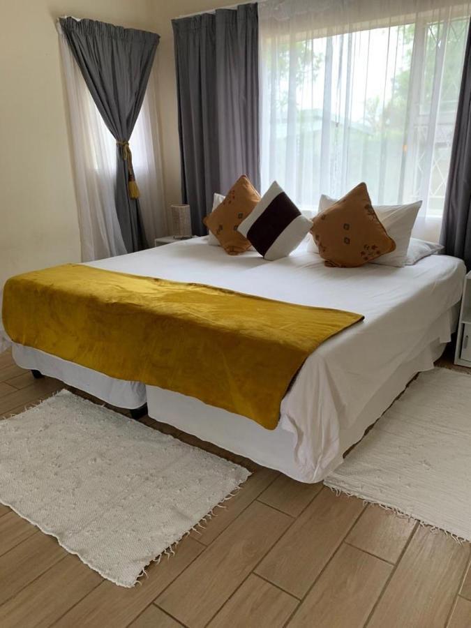 77 On Sissons Apartman Umtata Kültér fotó